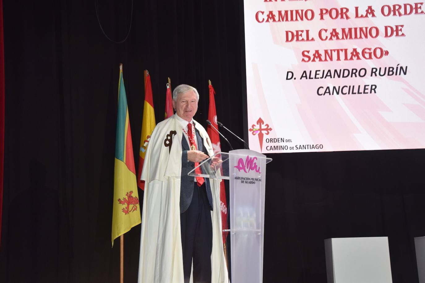 Homenaje en Guardo al peregrino