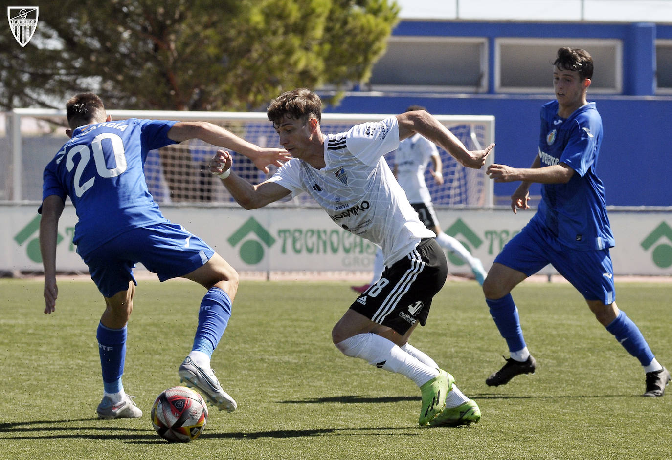 El empate entre el Getafe B y la Segoviana, en imágenes