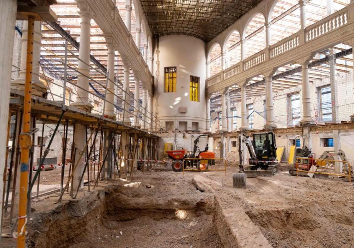 Estado en que se encuentra la obra de rehabilitación del la antigua Delegación de Hacienda de la Plaza de Madrid.