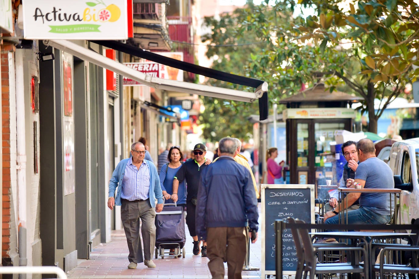 Avenida de Segovia, la entrada al barrio de Las Delicias