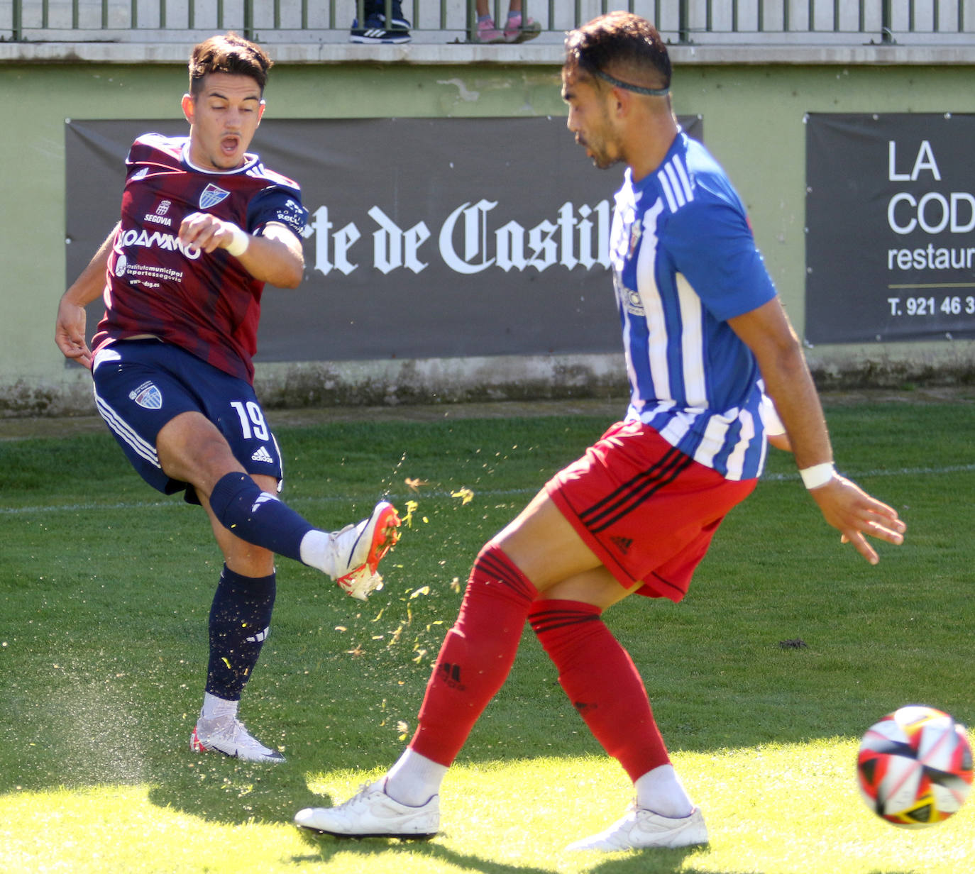 El Segoviana vs Mensajero, en imágenes (2 de 2)