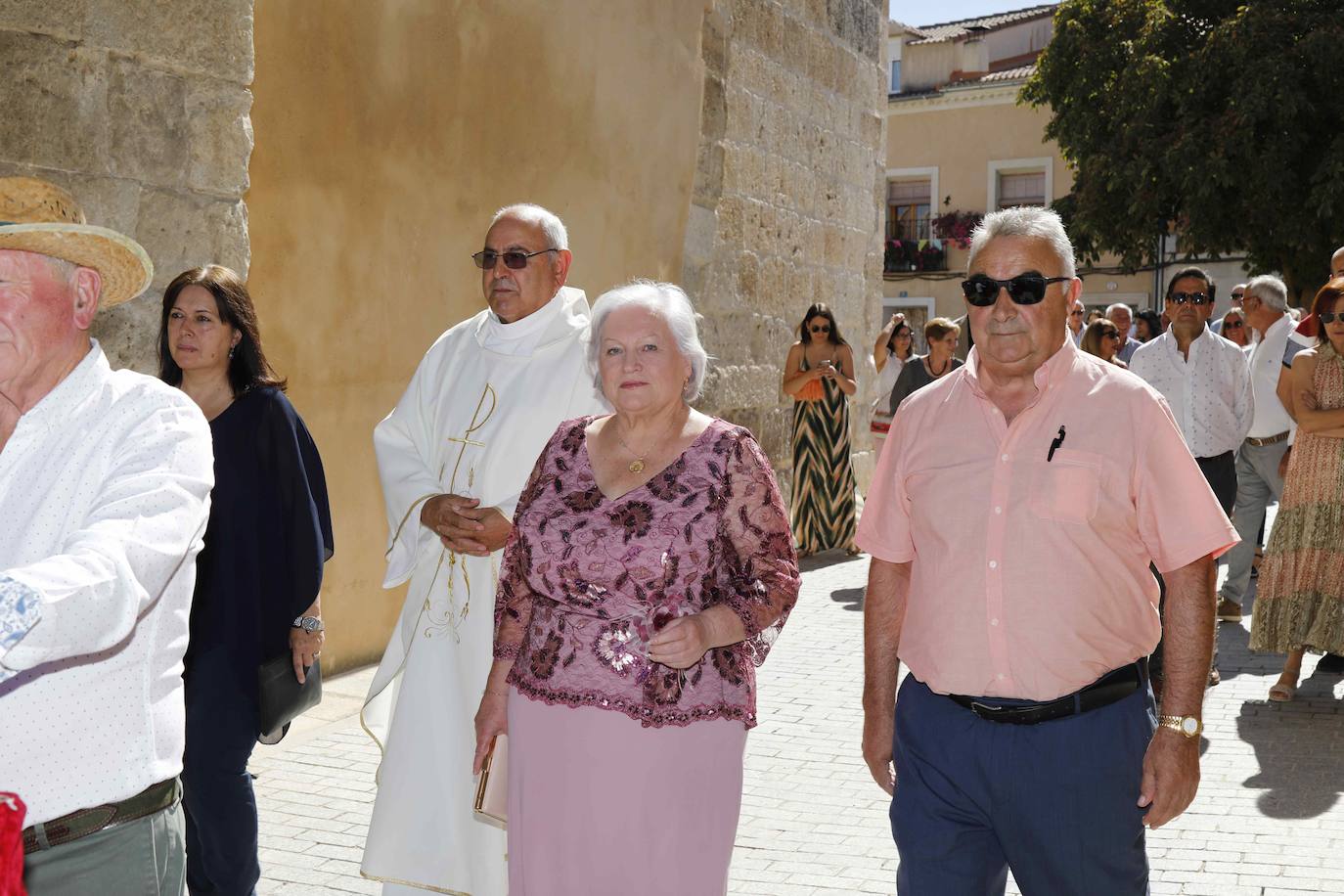 Procesión de la Virgen del Rosario en Valbuena de Duero