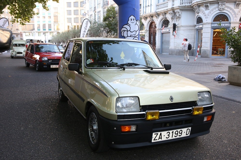 Galería de fotos | Llegada de los participantes al Valladolid Motor Vintage 1/7