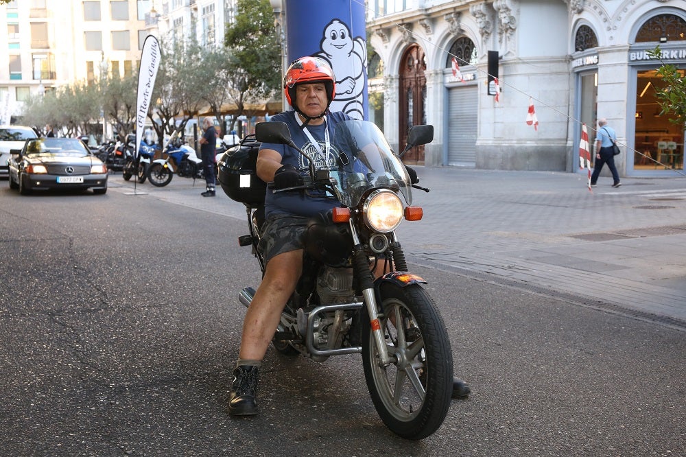 Galería de fotos | Llegada de los participantes al Valladolid Motor Vintage 1/7