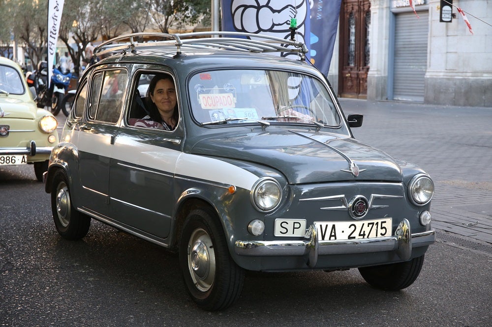 Galería de fotos | Llegada de los participantes al Valladolid Motor Vintage 2/7