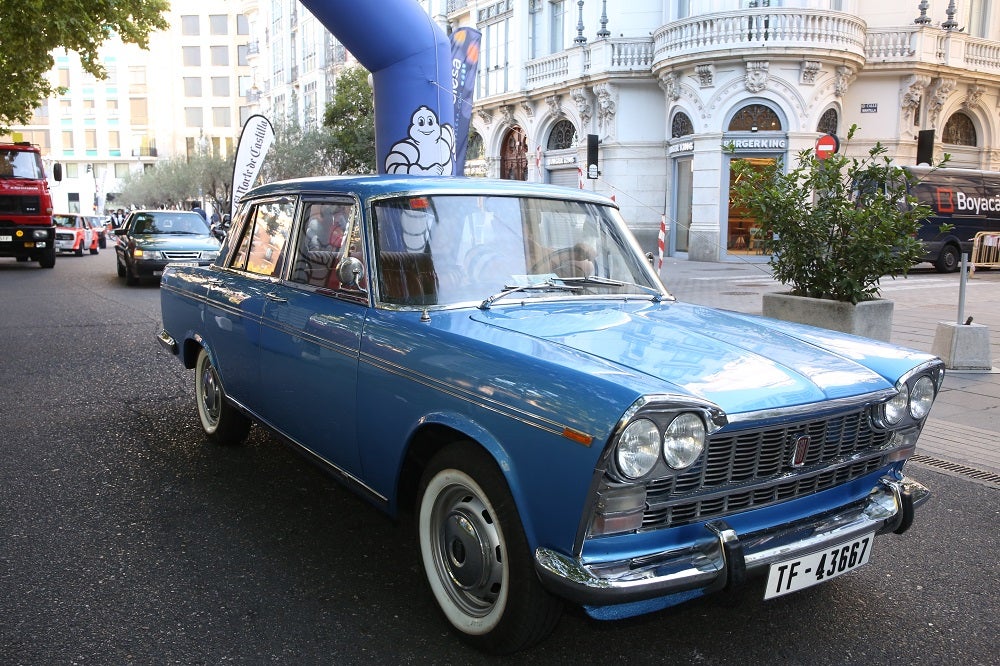 Galería de fotos | Llegada de los participantes al Valladolid Motor Vintage 2/7