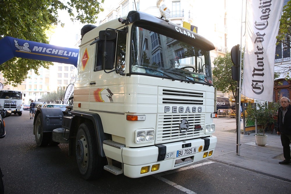 Galería de fotos | Llegada de los participantes al Valladolid Motor Vintage 3/7