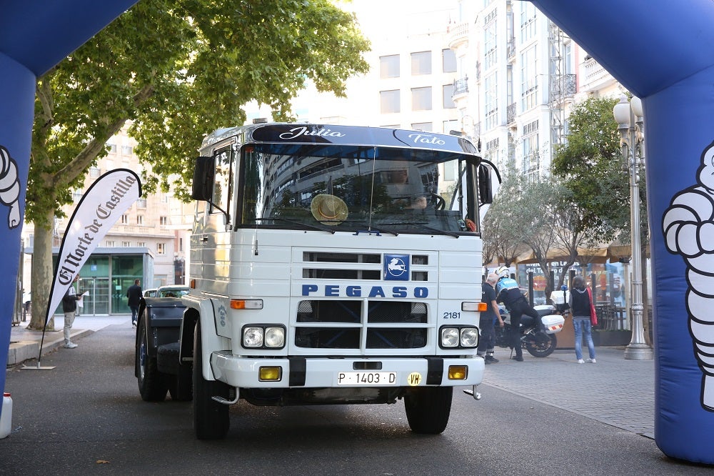 Galería de fotos | Llegada de los participantes al Valladolid Motor Vintage 3/7