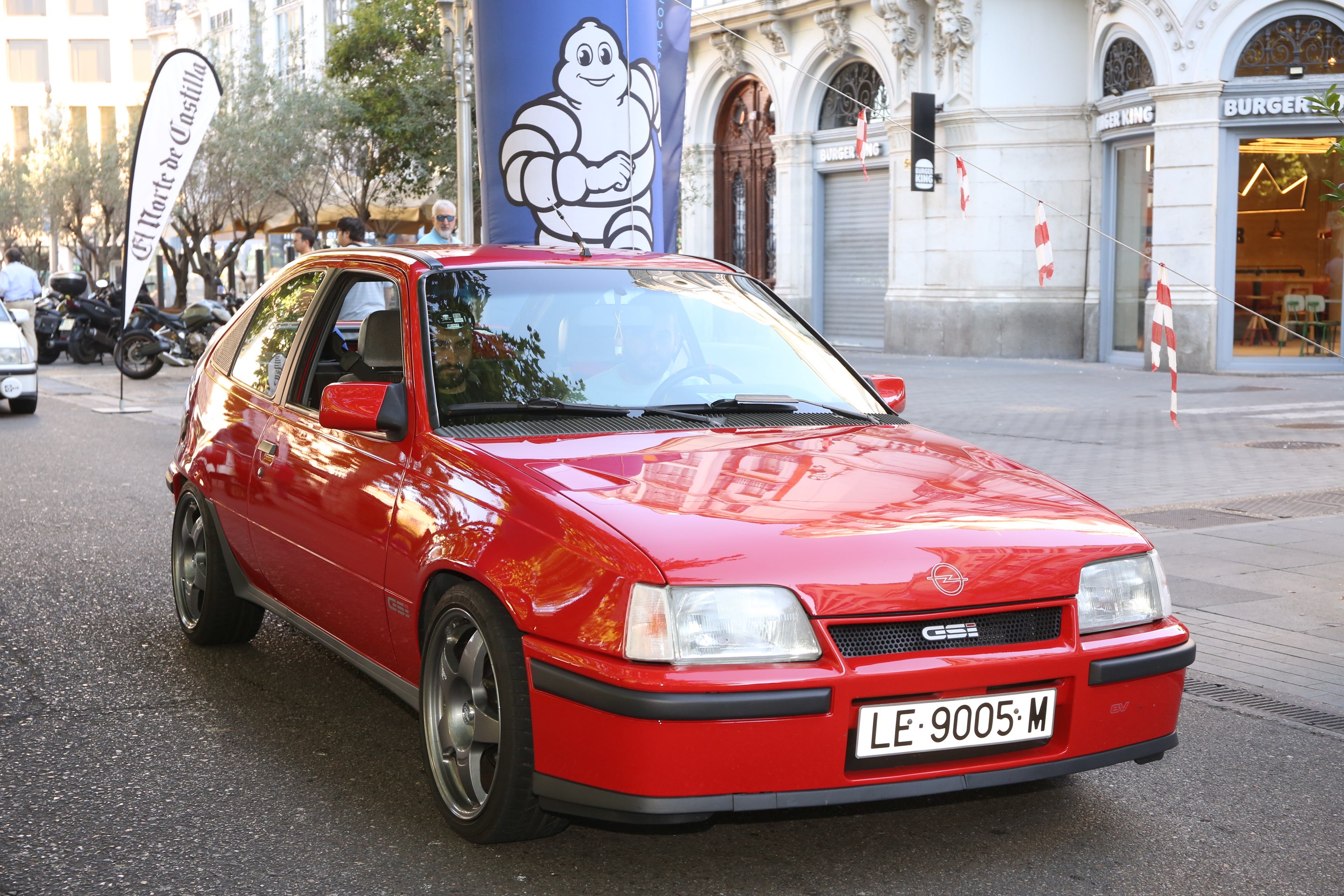 Galería de fotos | Llegada de los participantes al Valladolid Motor Vintage 6/7