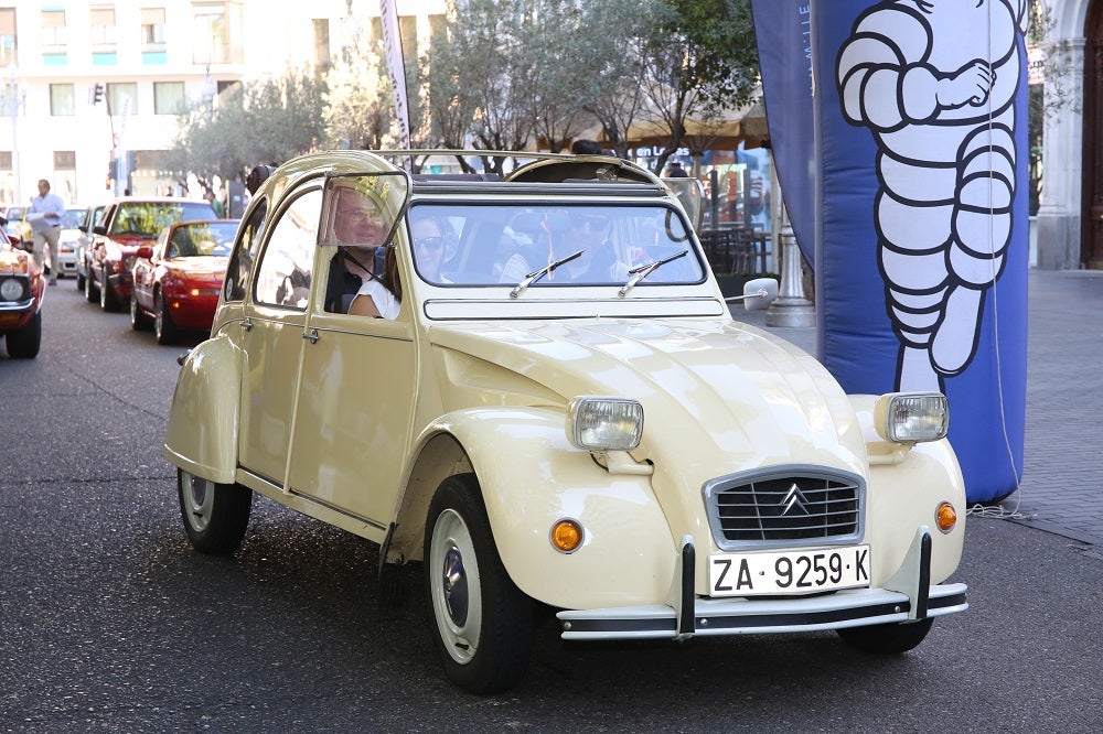 Galería de fotos | Llegada de los participantes al Valladolid Motor Vintage 7/7