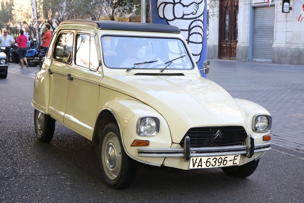 Galería de fotos | Llegada de los participantes al Valladolid Motor Vintage 7/7