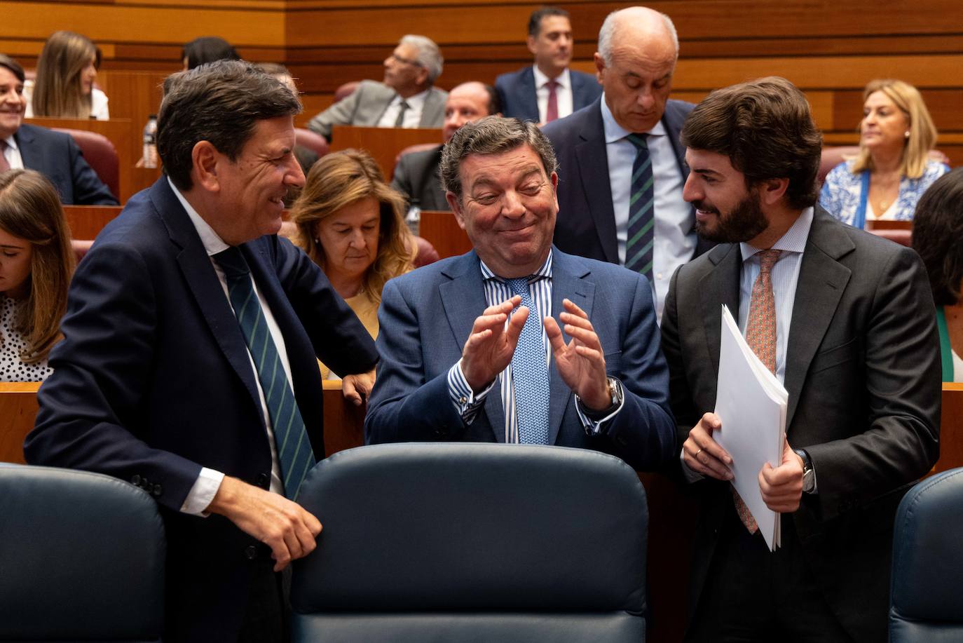 El pleno de las Cortes de Castilla y León, en imágenes