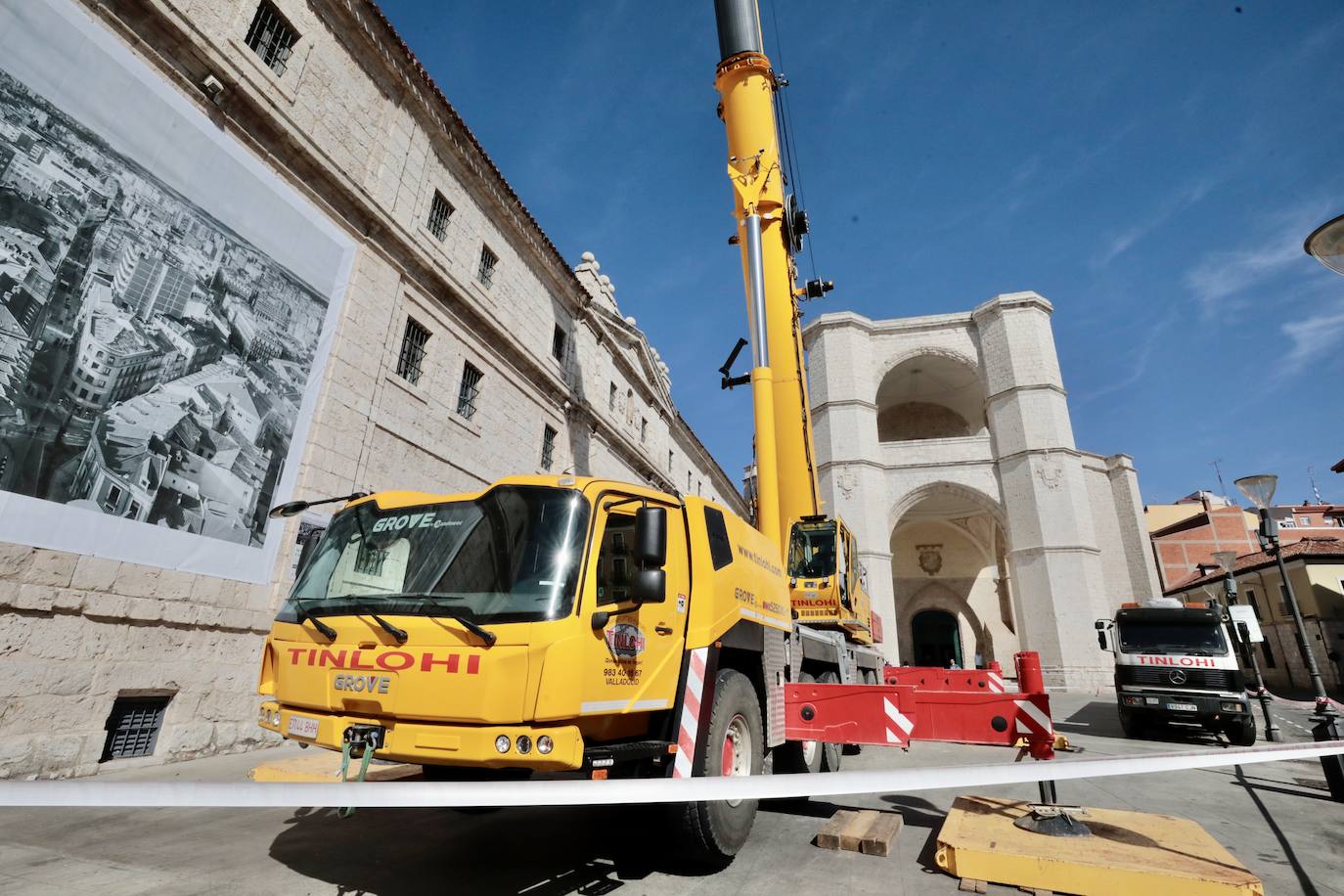 Las imágenes de la instalación de las casetas de obra en el patio de San Benito