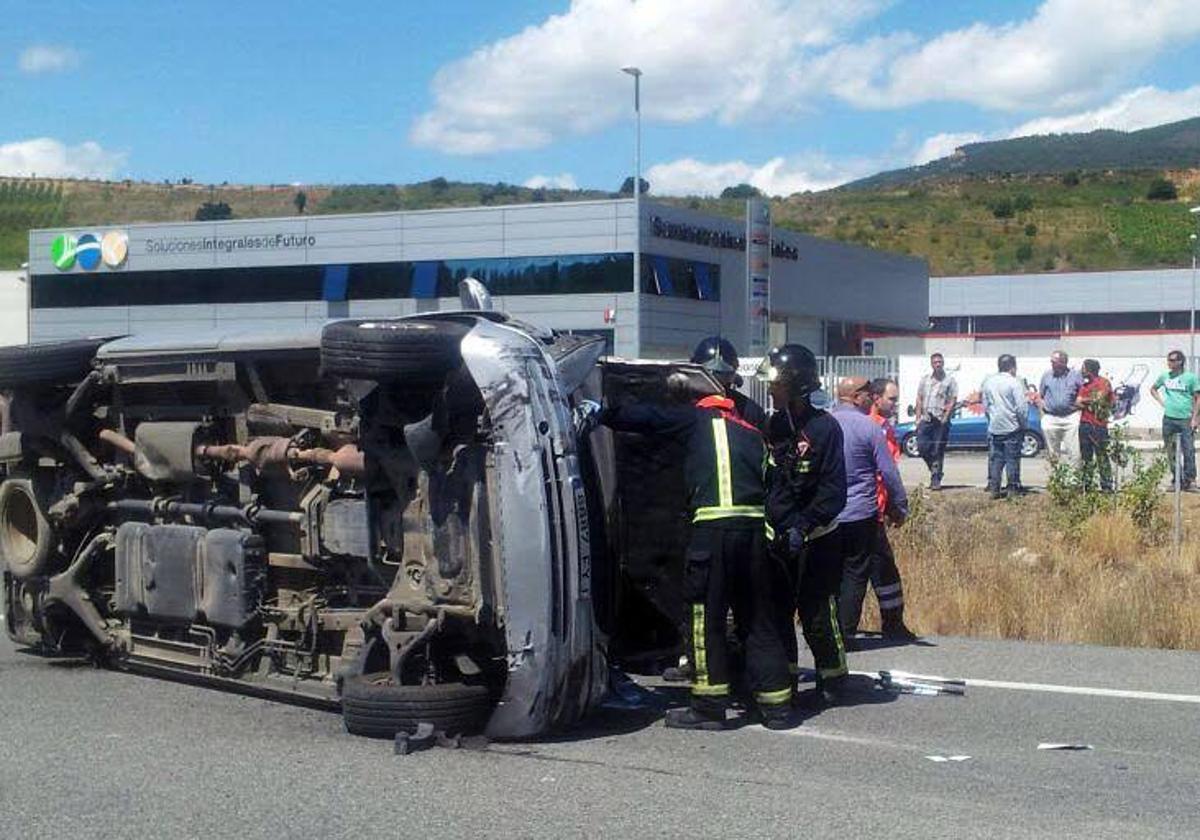 Un accidente de tráfico en San Román de Bembibre (León).