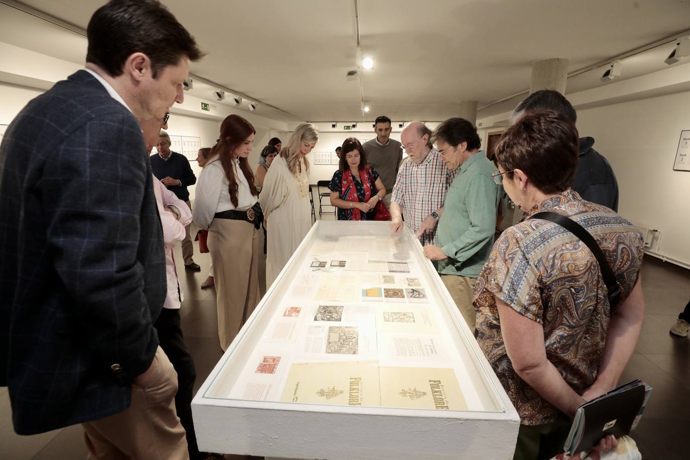 La exposición de la revista &#039;Folklore&#039; en la Casa Revilla de Valladolid