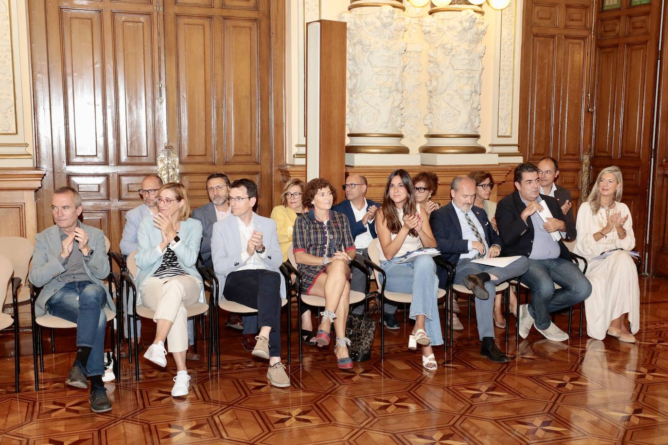 El acto homenaje por el Día de las Personas de Edad celebrado en el Ayuntamiento