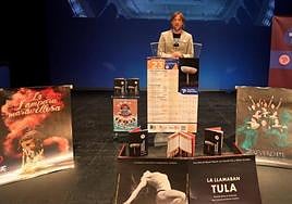 El concejal de Cultura, Francisco Fernández, presenta la programación del Principal en otoño.