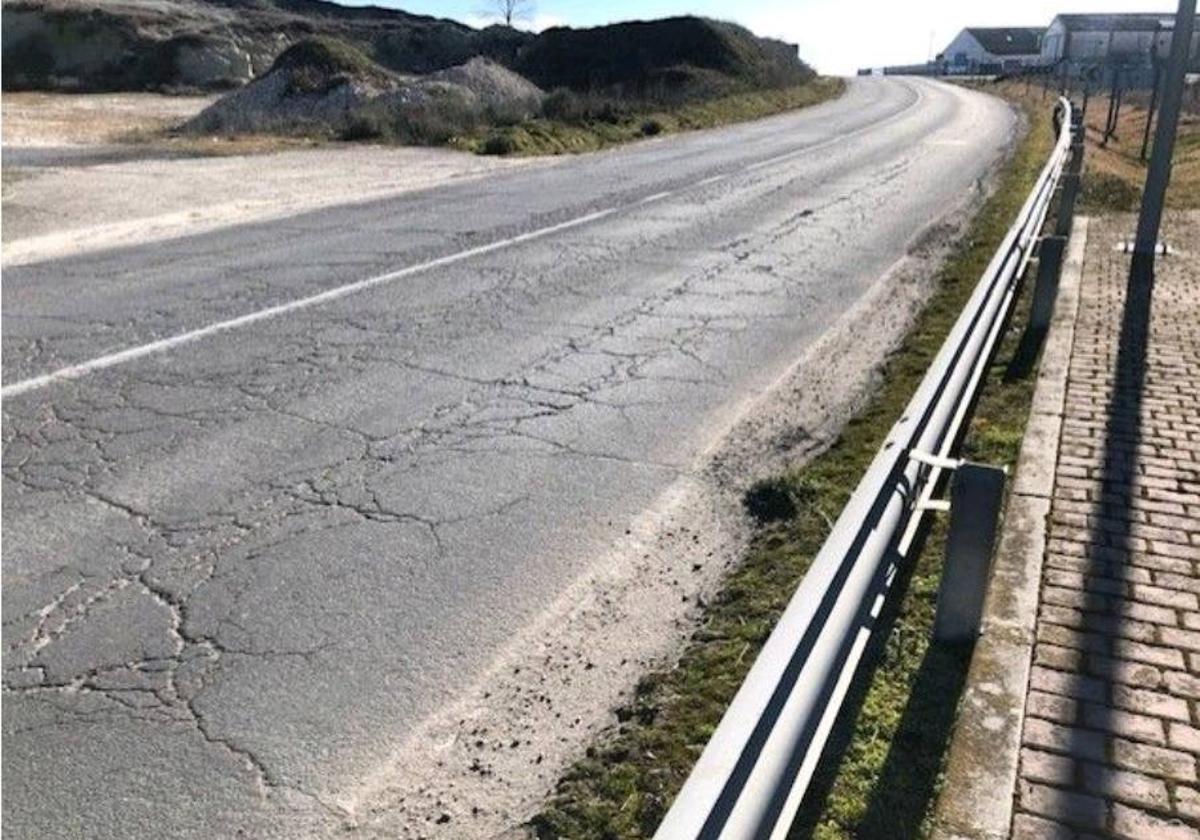 Estado actual de acceso por la carretera de Cantalejo.