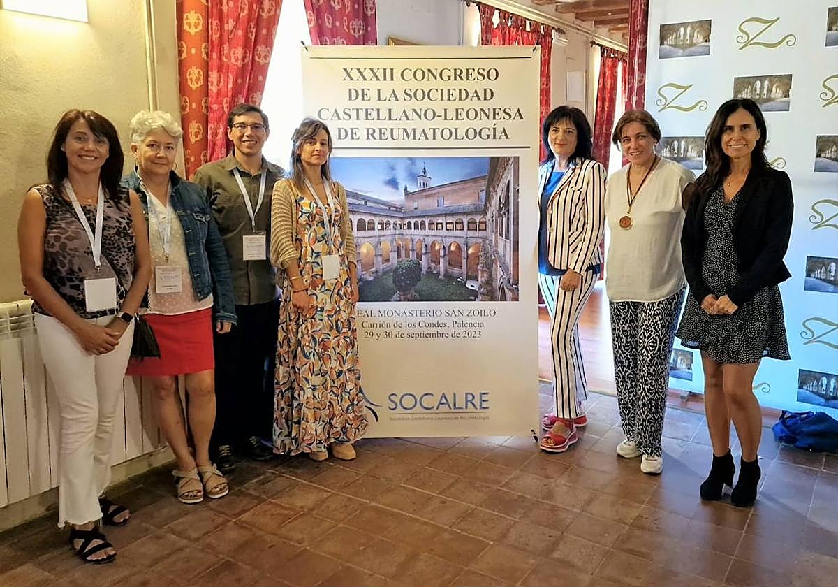 Organizadores del congreso de reumatología.