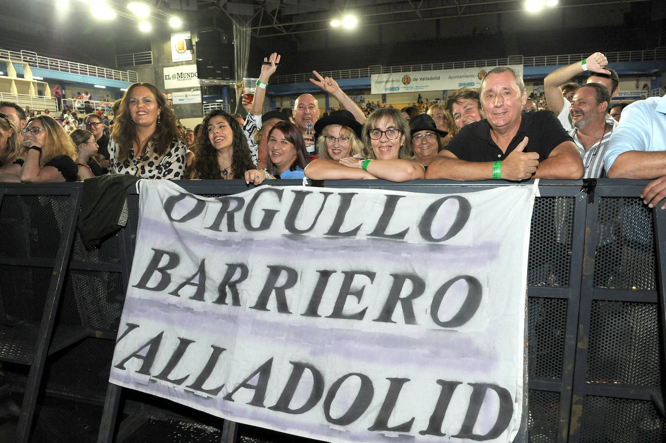 Las imágenes del concierto de El Barrio en Valladolid