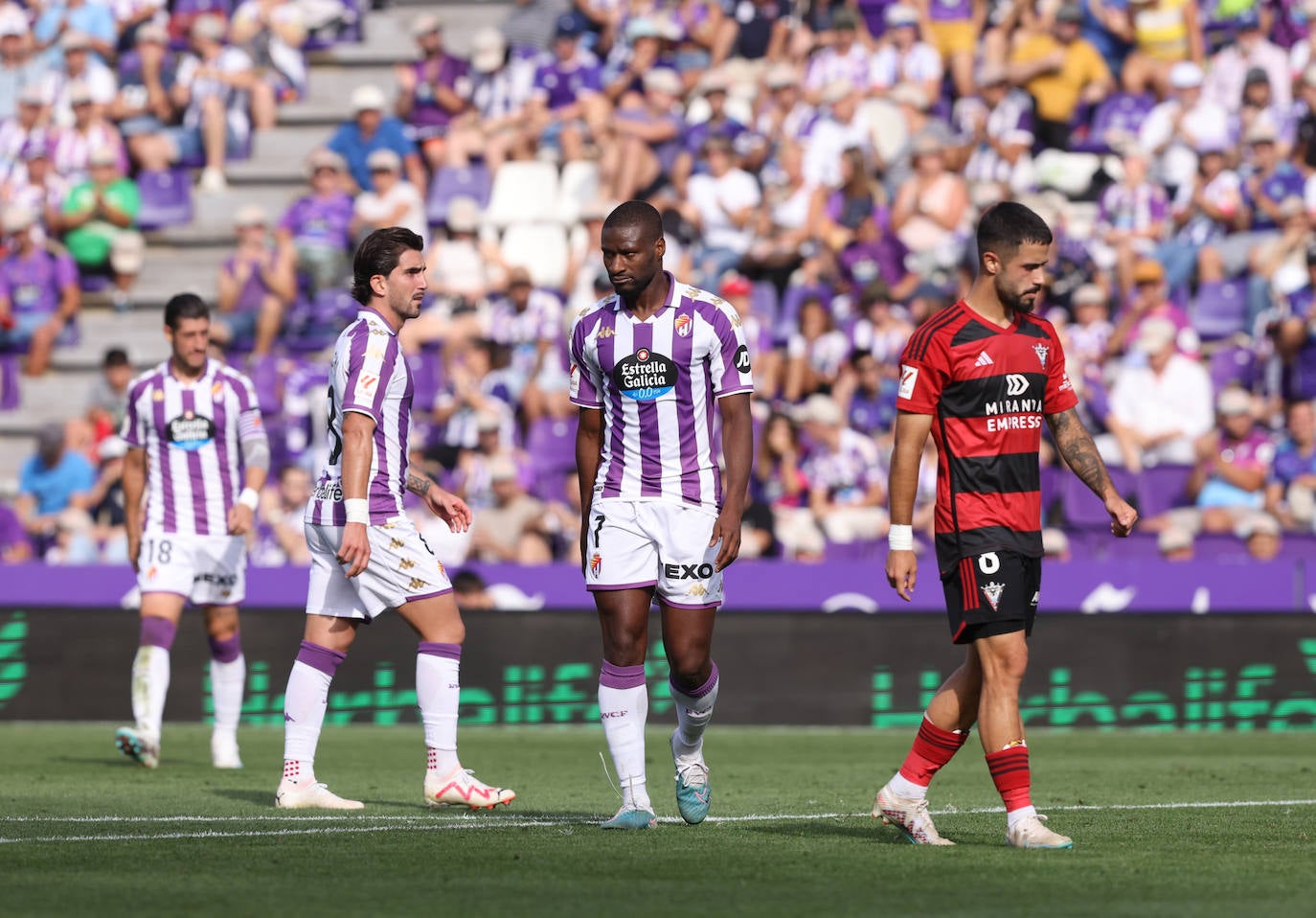 Las imágenes del partido entre el Real Valladolid y el Mirandés en Zorrilla (1/2)