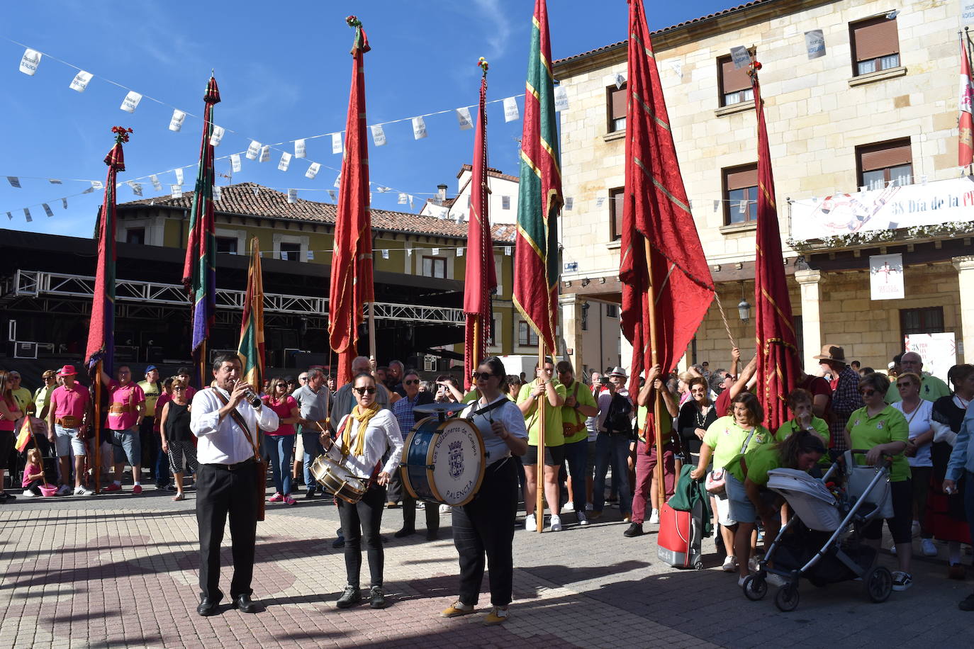 Cervera se tiñe de tradiciones en el Día de la Provincia