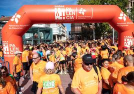 Salida de la carrera contra el cáncer en República Argentina.