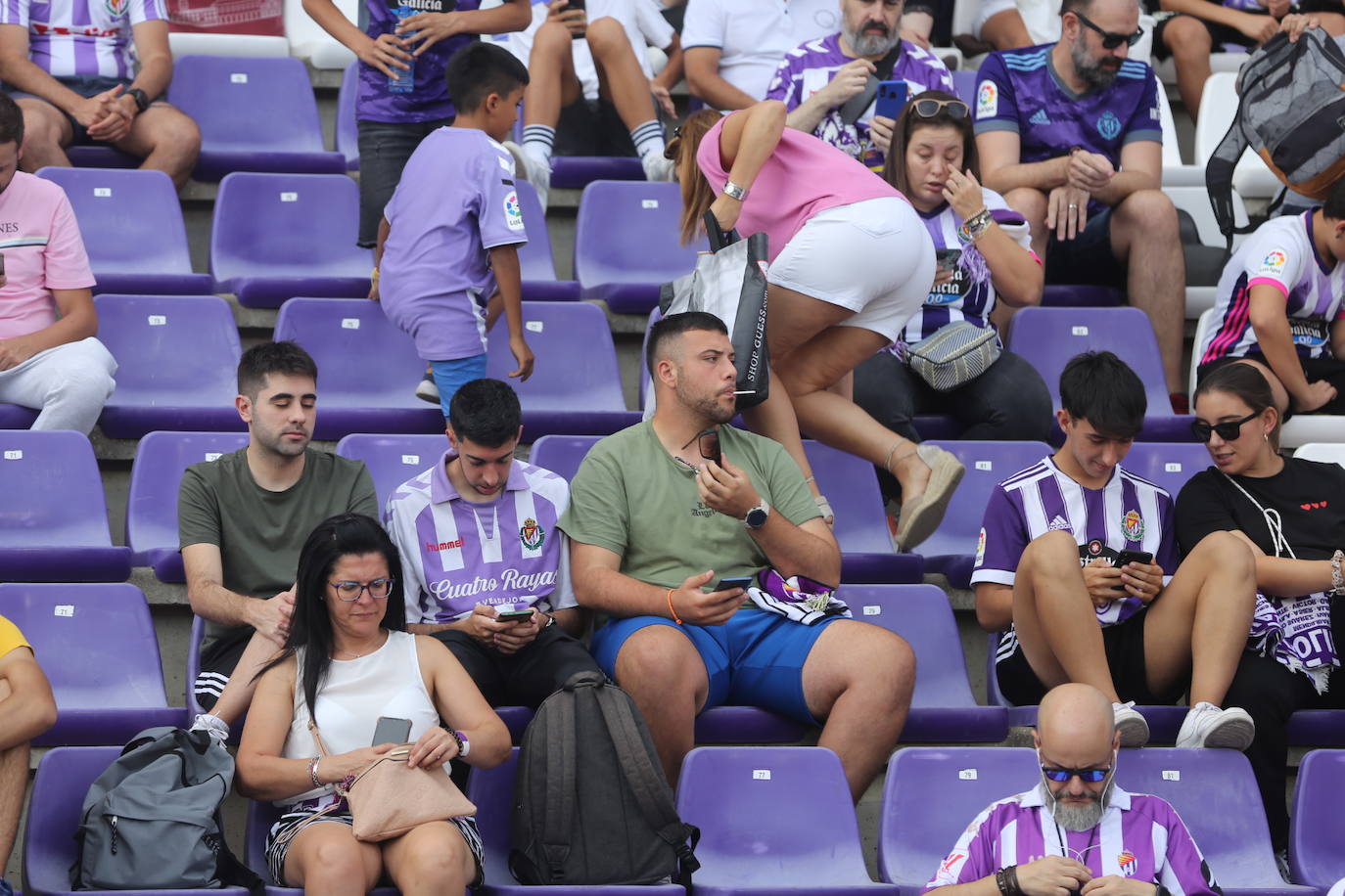 Búscate en la grada del José Zorrilla (1/4)