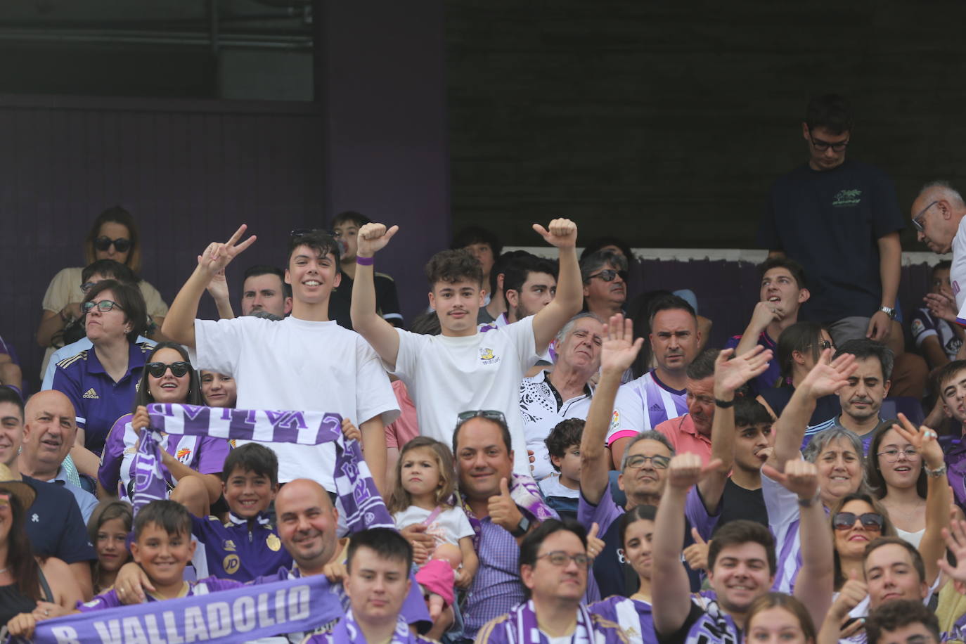 Búscate en la grada del José Zorrilla (3/4)