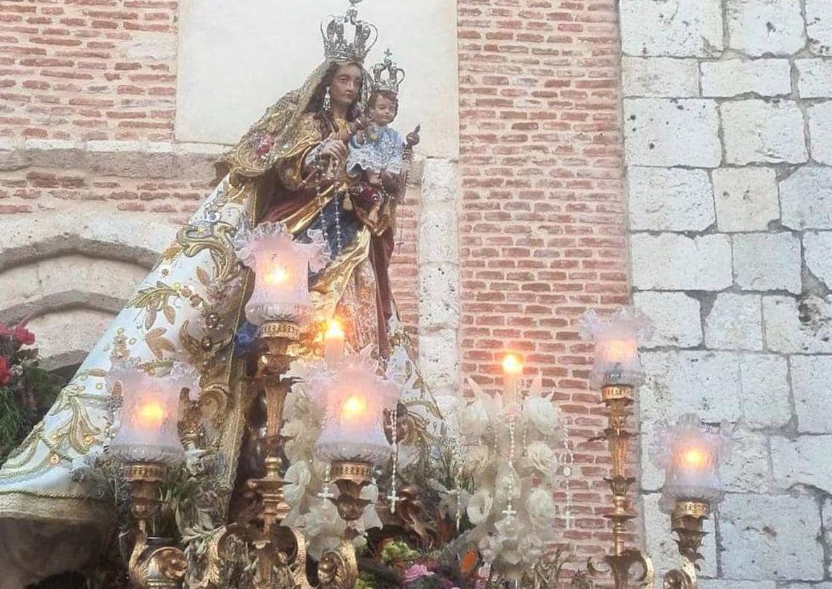 Valladolid: Mojados cierra sus fiestas con una gran caldereta y el traslado  de la Virgen | El Norte de Castilla