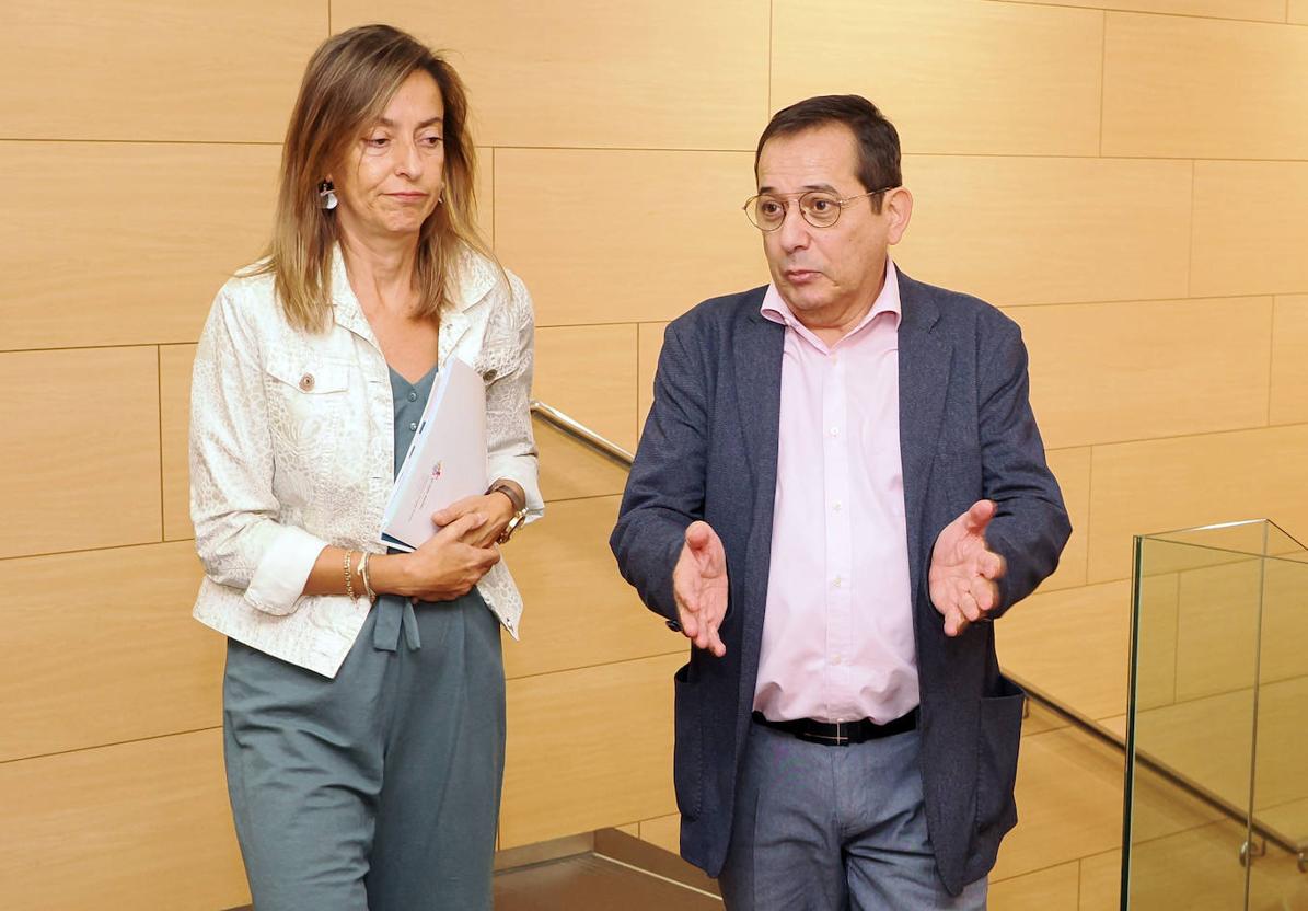 Ángel Aranzana y Esperanza Vázquez, este martes en el I Congreso de Salud Mental.