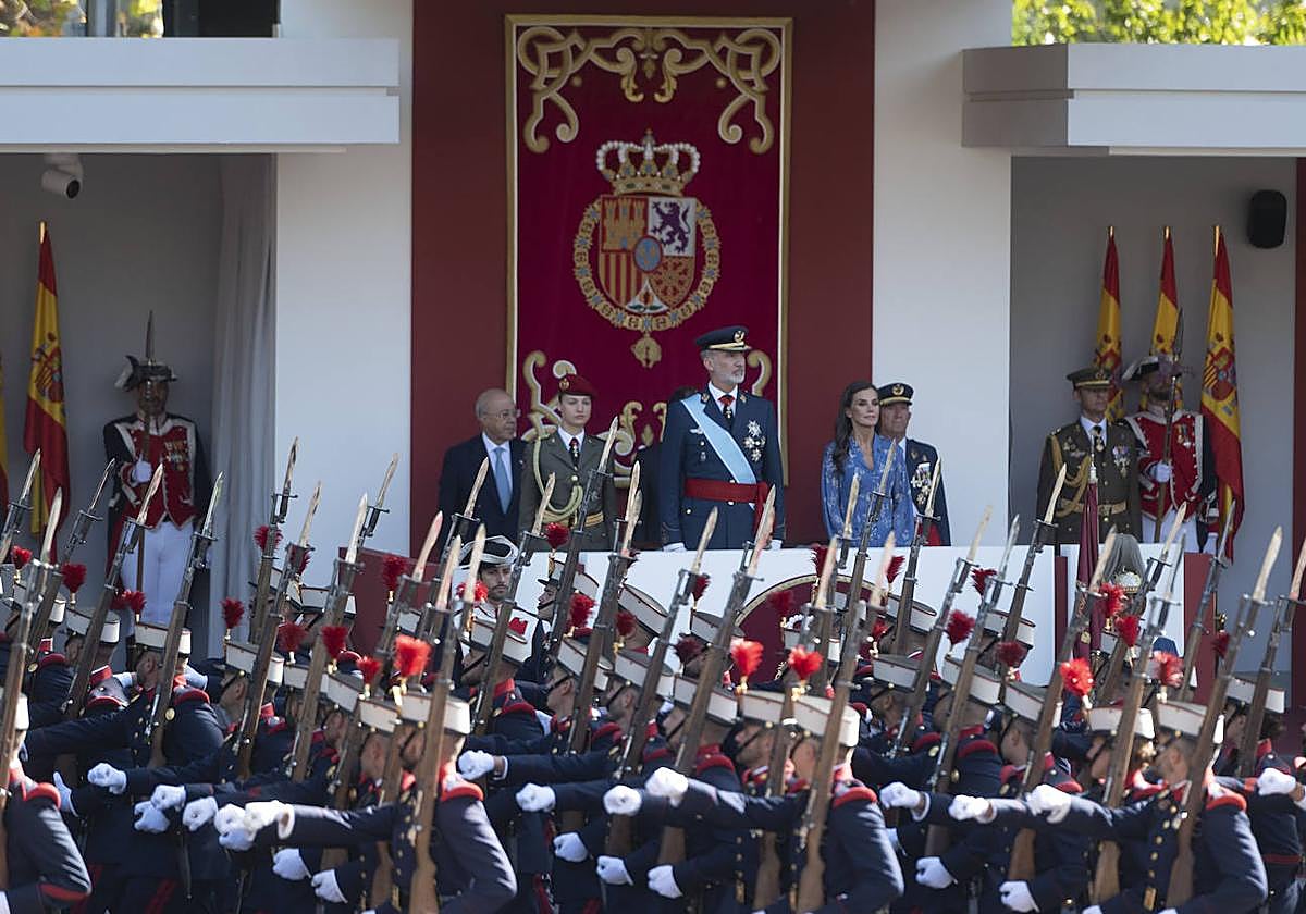 Los Reyes y la Princesa de Asturias presiden el desfile del 12 de octubre 'Día de la Fiesta Nacional'.