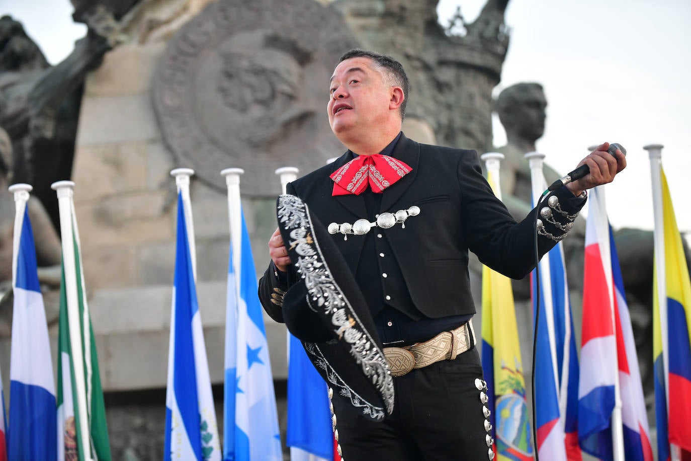 Las imágenes de las celebraciones del día de la Hispanidad