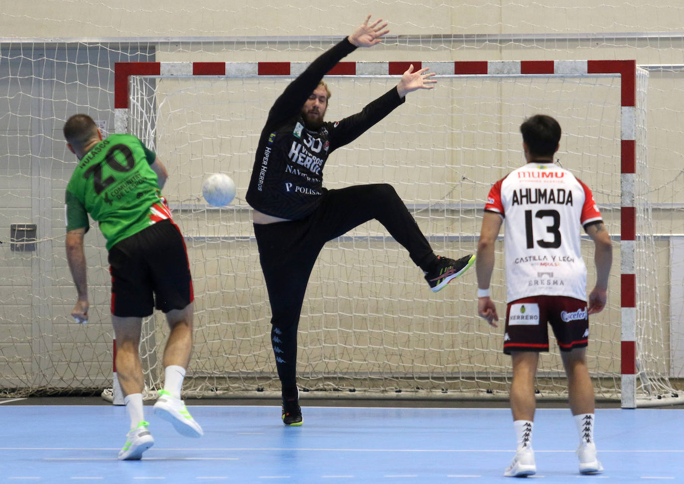 Victoria de Balonmano Nava ante Puerto Sagunto (30-28)