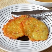 Una de kartoffelpuffer (de inspiración alemana)