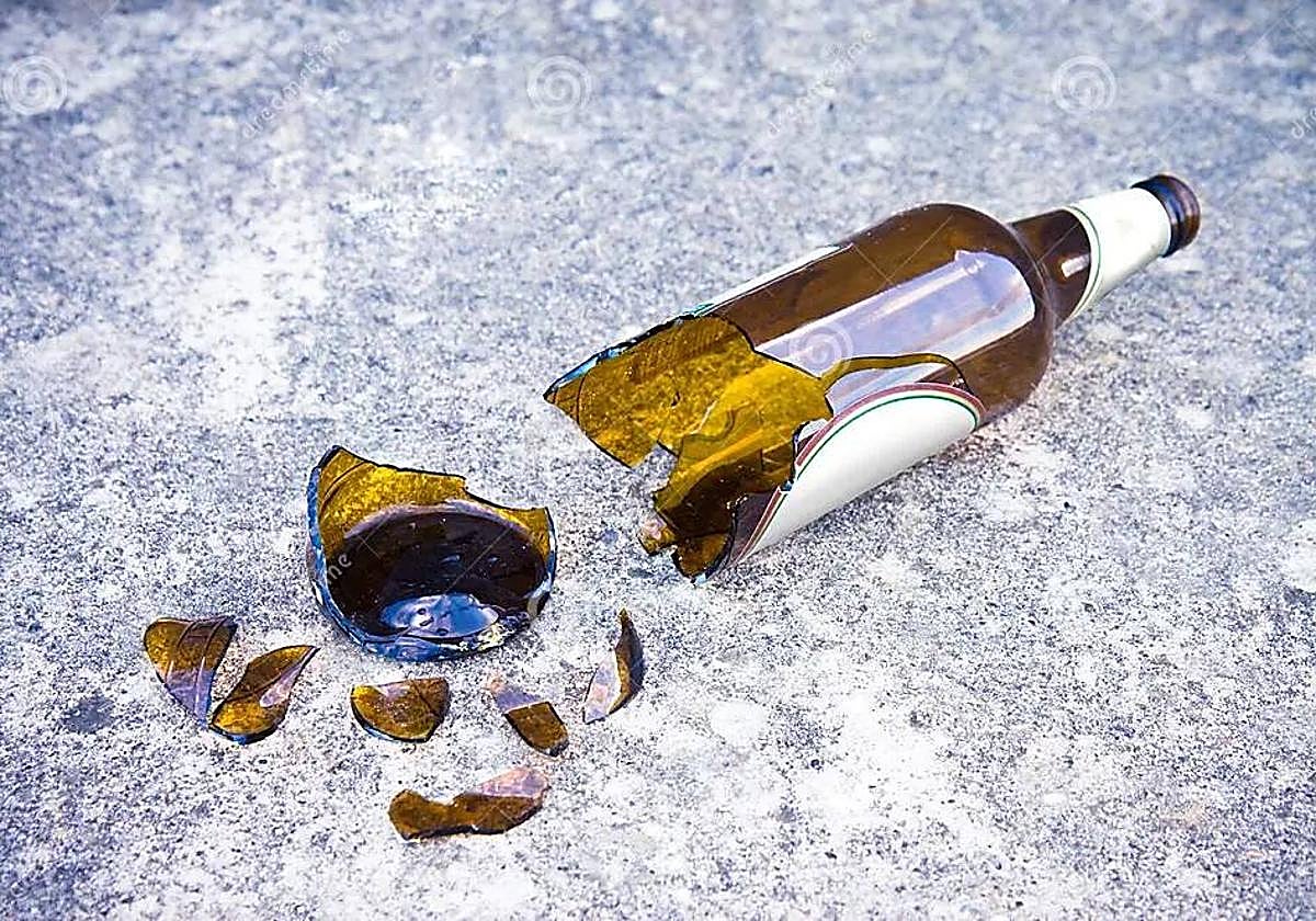 A juicio por agredirse con un botellín en la cabeza y morderse por una cerveza