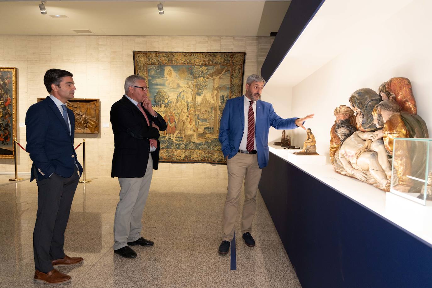 La exposición &#039;El fuego de la conciencia&#039;, conmemora en las Cortes los 25 años de &#039;El hereje&#039;