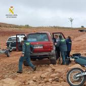 La Guardia Civil rescata a un motorista del Hixpania Hard Enduro que sufrió una caída