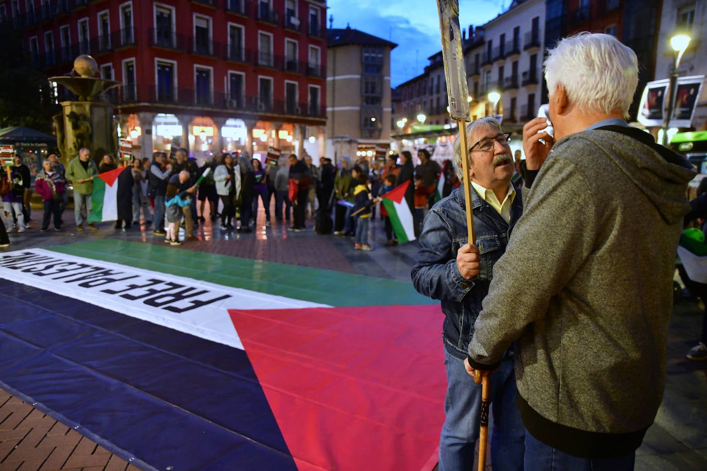 La concentración en apoyo al pueblo palestino realizada en Fuente Dorada