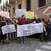 La Diputación reduce al 60% el seguimiento de la huelga de los monitores de las aulas