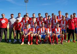 La plantilla del primer equipo de la Gimnástica Medinense en la presentación del club para la temporada 2023-24.