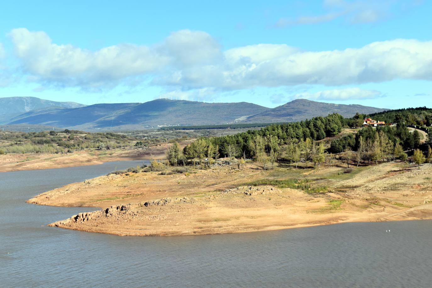 El embalse de Aguilar quiere recuperarse de la sequía