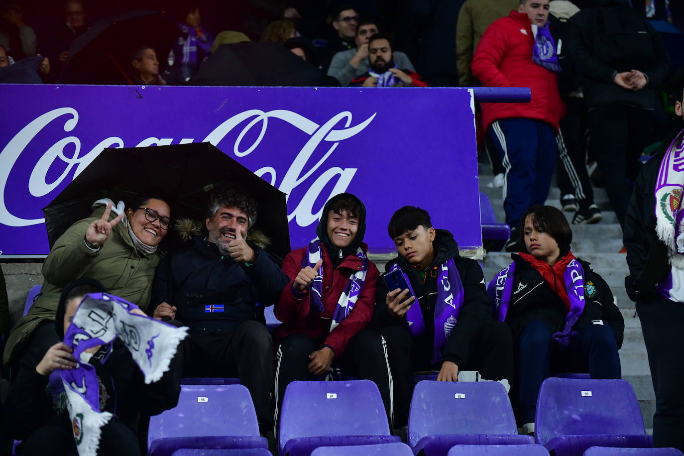 Búscate en las gradas del José Zorrilla (1 de 4)