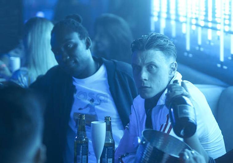 Nathan Stewart-Jarret y George MacKay en una escena de 'Femme'.