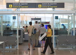 Control de seguridad en un aeropuerto