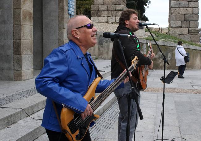 Música en el Azoguejo.