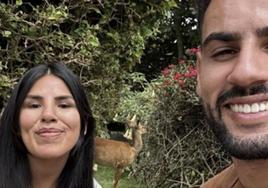 Isa Pantoja y Asraf Beno disfrutan de su luna de miel.