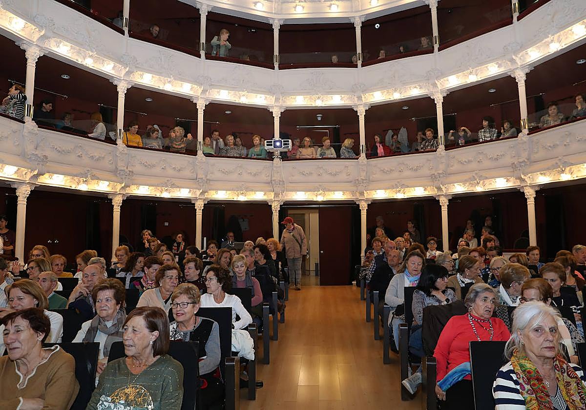 El nuevo curso de los Ceas arranca con 2.400 participantes