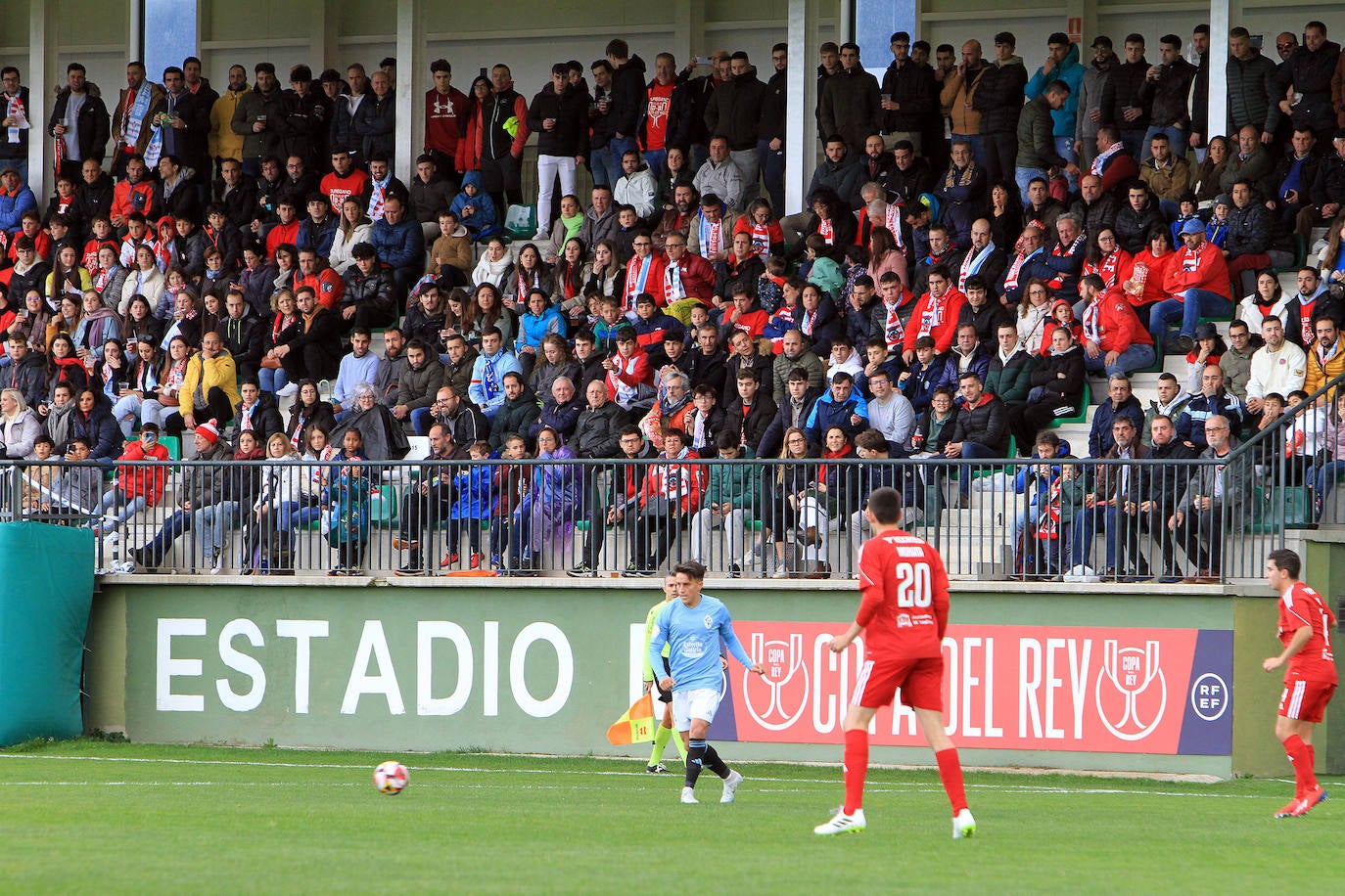 Búscate en las gradas de La Albuera en el Turégano - Celta