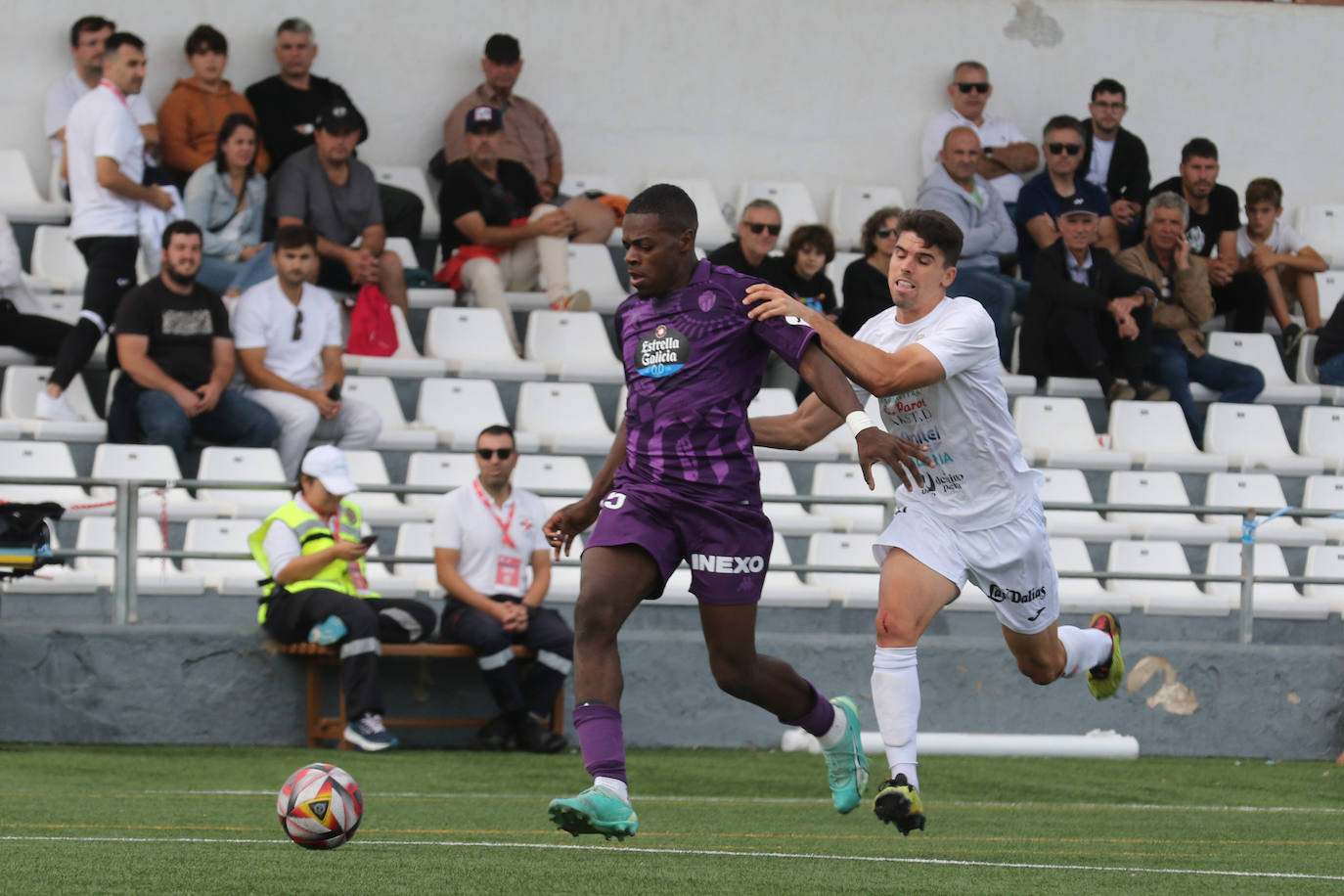 El partido entre el Real Valladolid y la Peña Deportiva, en imágenes